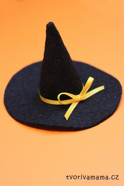 Cute Halloween Witch Hat - The Creative Mom