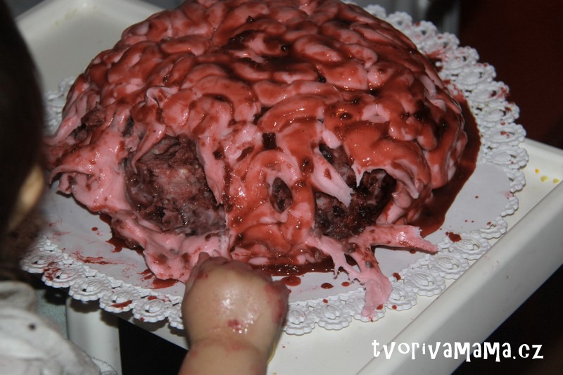 Maoist Orange Cake: help me make a brain cake, by little gator